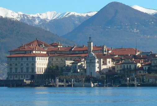 Una location romantica per matrimoni: Ristorante posto direttamente sull'Isola Bella del Lago Maggiore.